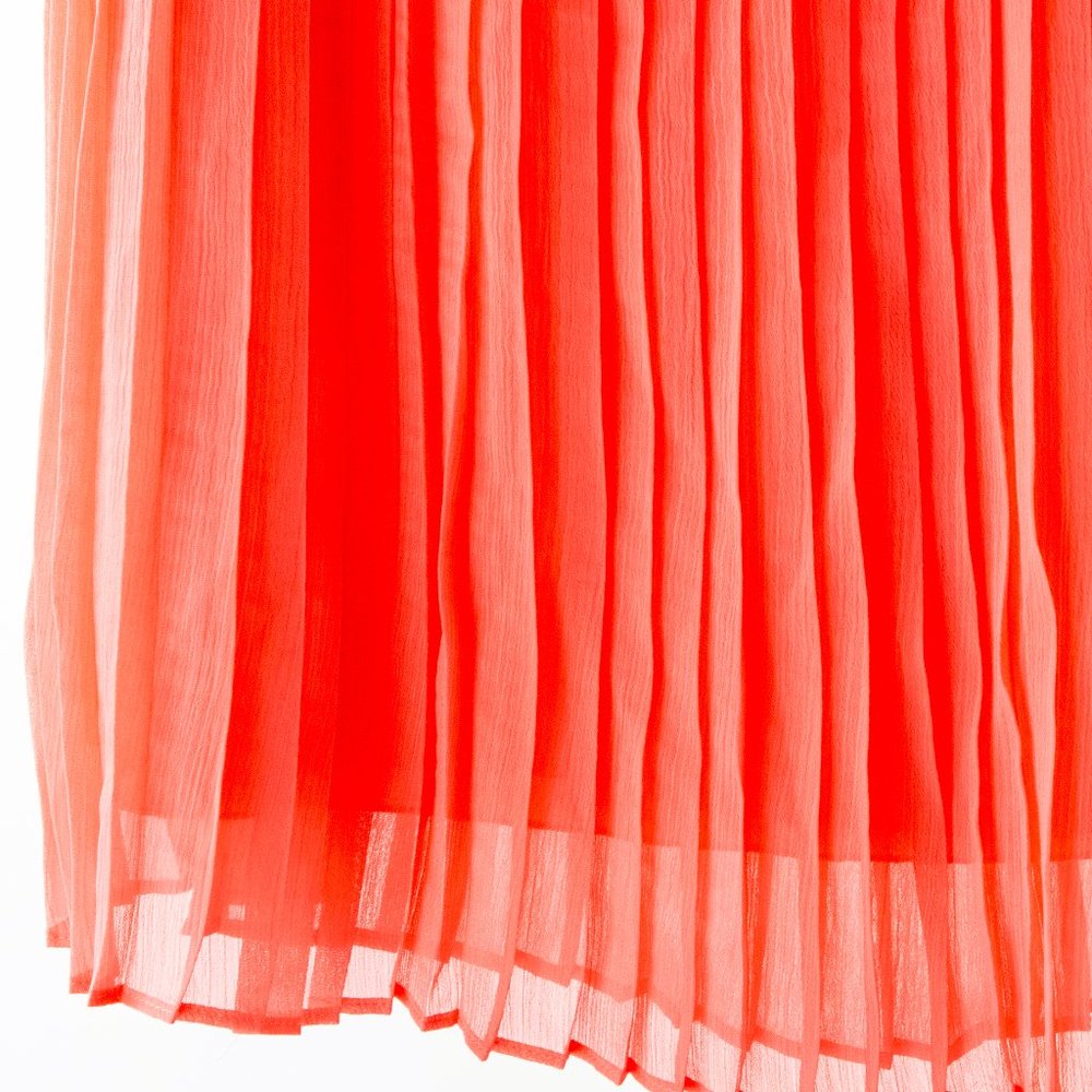 Alice + Olivia Coral Accordion-Pleated Skirt - Picture 4 of 8